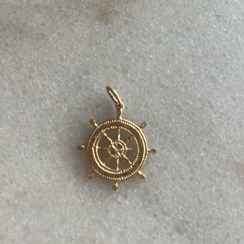14k gold ships wheel pendant
